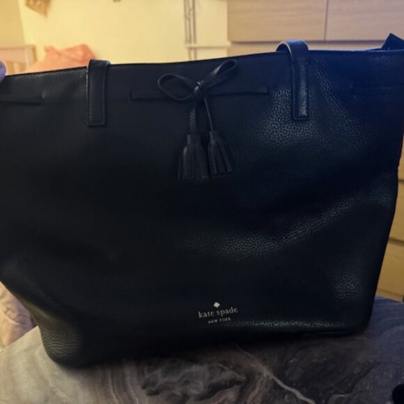 Kate Spade New York Hayes Medium Top Zip Tote - Picture 1 of 3